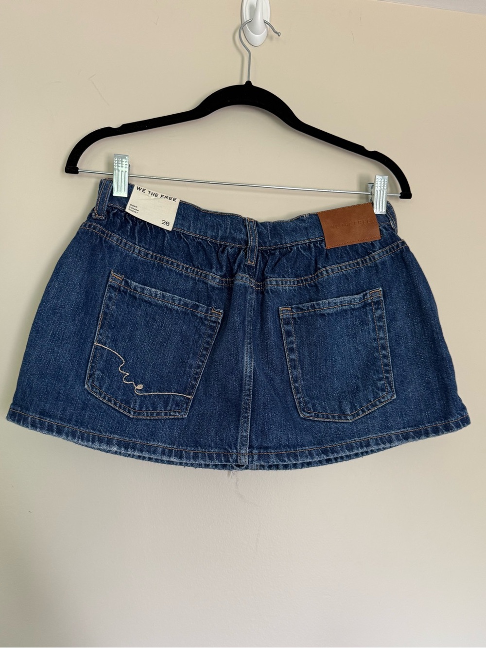 NEW We The Free Demi Denim Mini Skort Medium Wash Sz 26 Mid Rise A Line Fit - Picture 3 of 5